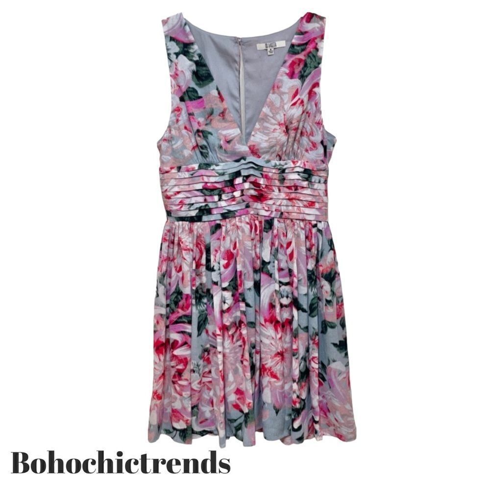 Gorgeous Floral Dress Great for Weddings and Parties Pink Floral Size Small Jr.